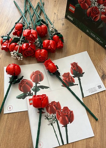 Beden LEGO Renkli Gül Buketi