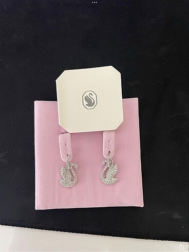 Swarovski kuğu küpe