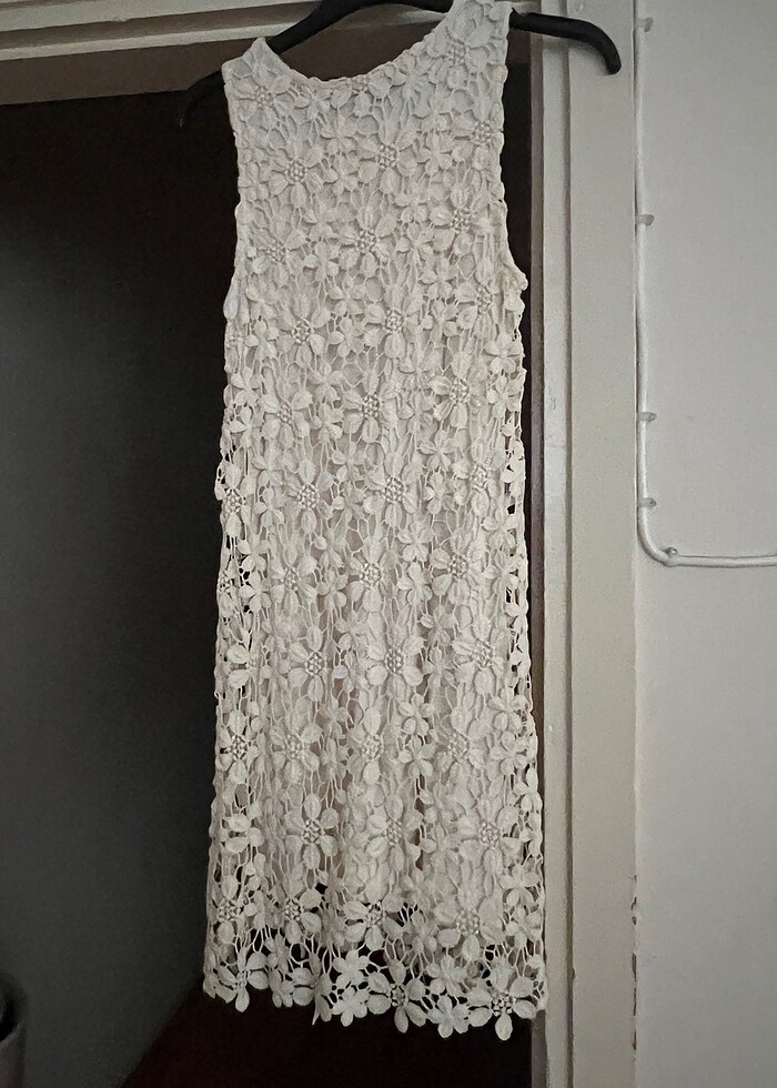 Dantel detaylı elbise - Görsel 5