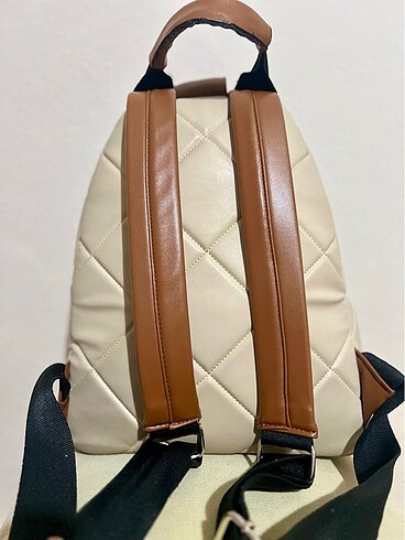 Sırt çantası - Görsel 3