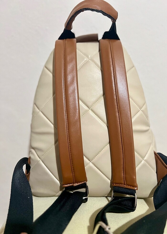 Sırt çantası - Görsel 3