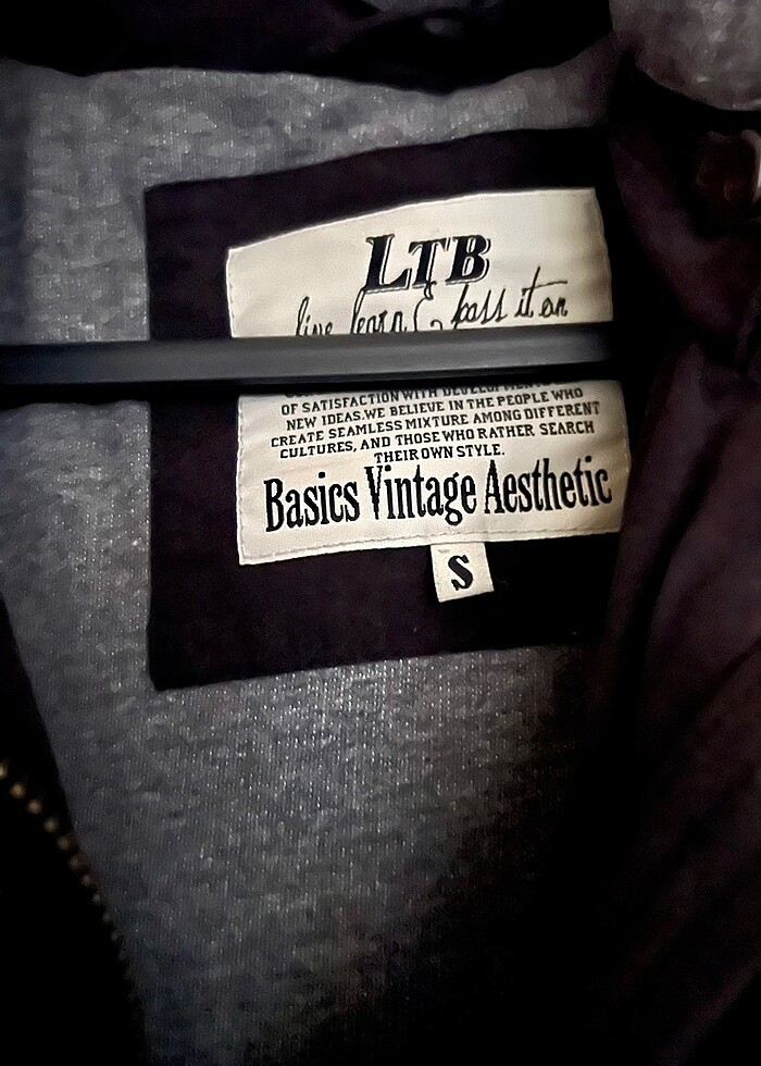 Kaz tüylü kapüşonlu yelek - Görsel 4