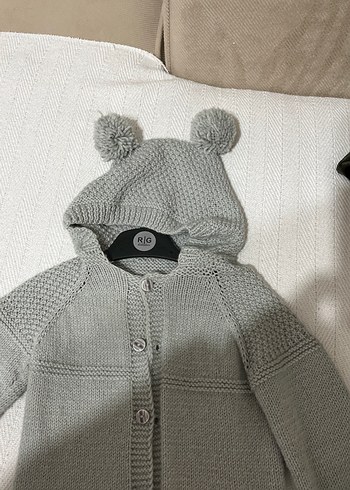 Kapüşonlu Gri Örgü Erkek Çocuk Kabanı - Görsel 3