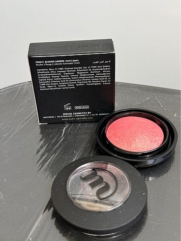 MAKE-UP STUDIO BLUSHER LUMIÈRE Sweet Pink