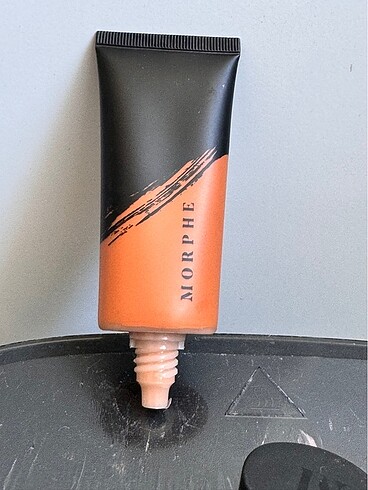 Morphe FOUNDATION FOND DE TEINT