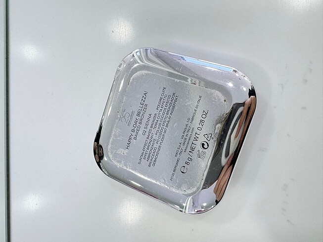 Beden KIKO MILANO - Happy B-day, Bellezza! Baked Bronzer 02 Baked bron