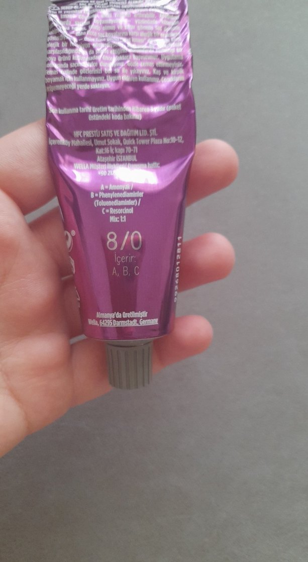 kumral ve yeşil saç boyası - Görsel 2