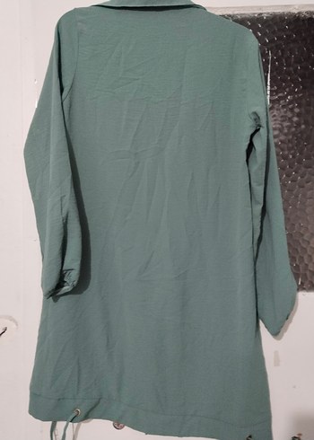 Düğmeli Uzun Yeşil  tunik - Görsel 6