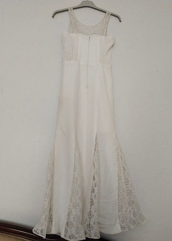 Uzun Beyaz Dantel Detaylı Kız çocuk abiye - Görsel 6