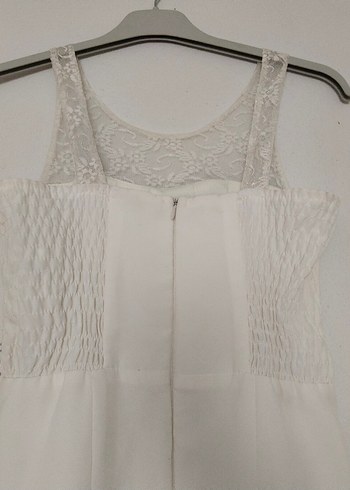 Uzun Beyaz Dantel Detaylı Kız çocuk abiye - Görsel 7