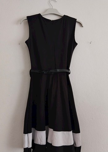 Kadın Siyah Beyaz Kemerli Elbise - Görsel 4