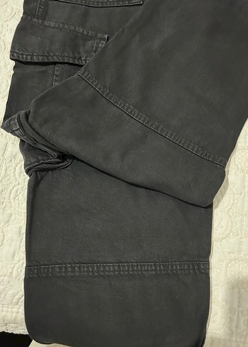 Bershka Siyah Kadın Bol Kesim Kemerli Midi Kot Pantolon