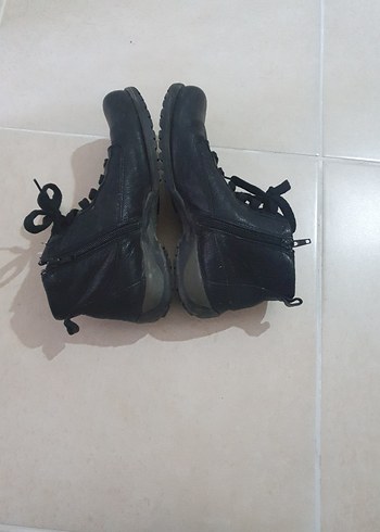 Siyah Tokalı Bayan Bot.
38 NUMARA. - Görsel 4