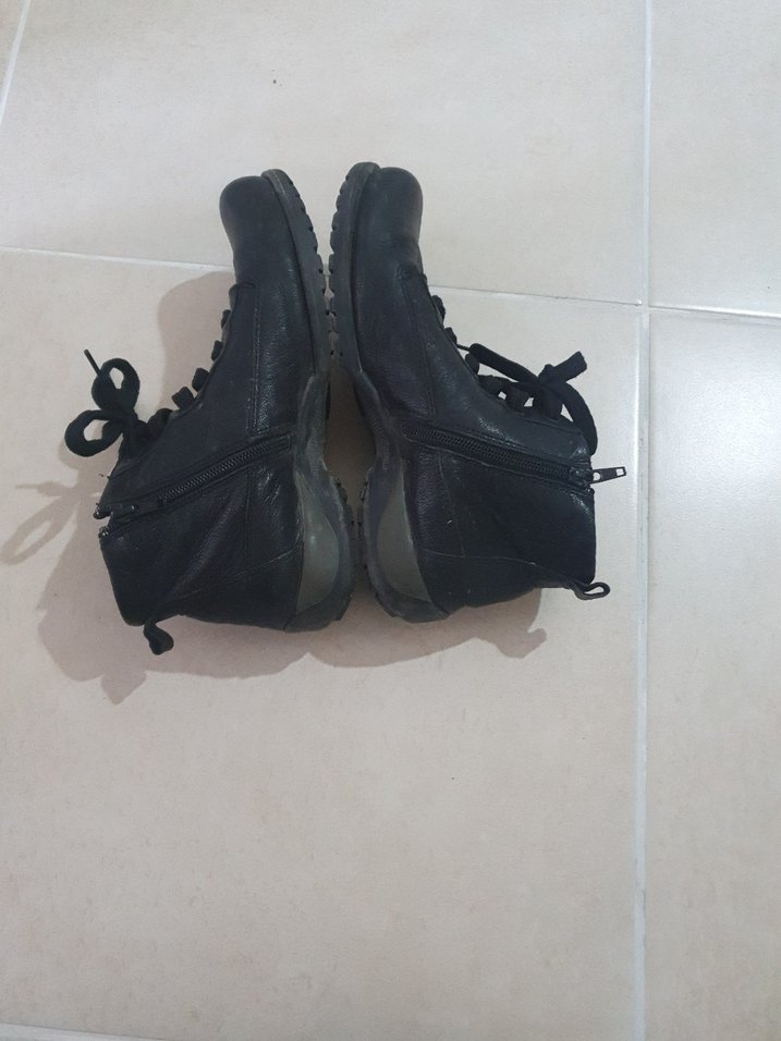 Siyah Tokalı Bayan Bot.
38 NUMARA. - Görsel 4