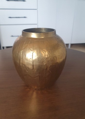 PİRİNÇTEN imal edilmiş Parlak Altın Renkli Vazo