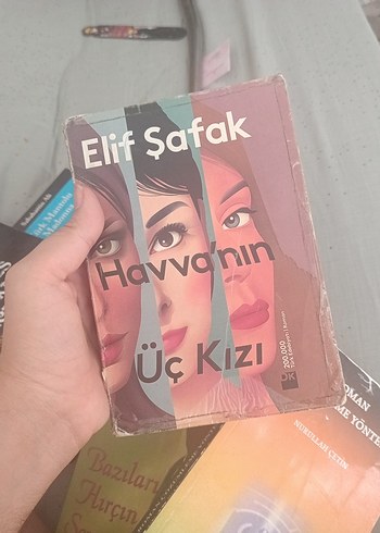 Elif Şafak - Havva'nın Üç Kızı