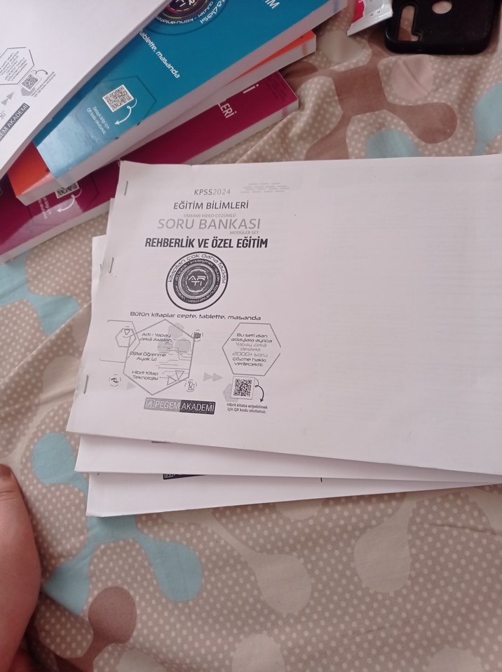 Pastel Beyaz Soru Bankası - Görsel 2