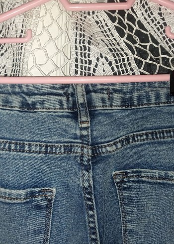 Mavi Düğmeli dar Kesim Kadın Kot Pantolon - Görsel 6