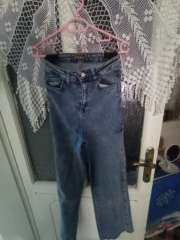 Mavi Düğmeli dar Kesim Kadın Kot Pantolon - Görsel 5