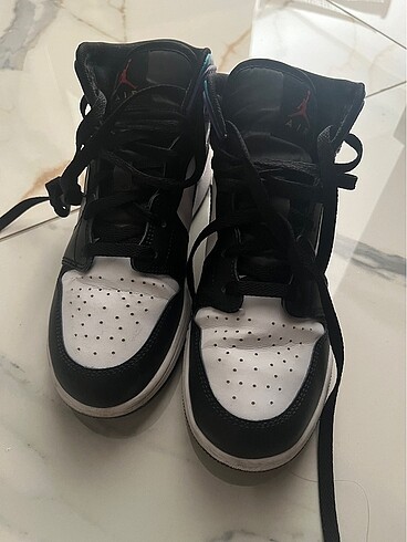 38,5 Beden beyaz Renk Jordan