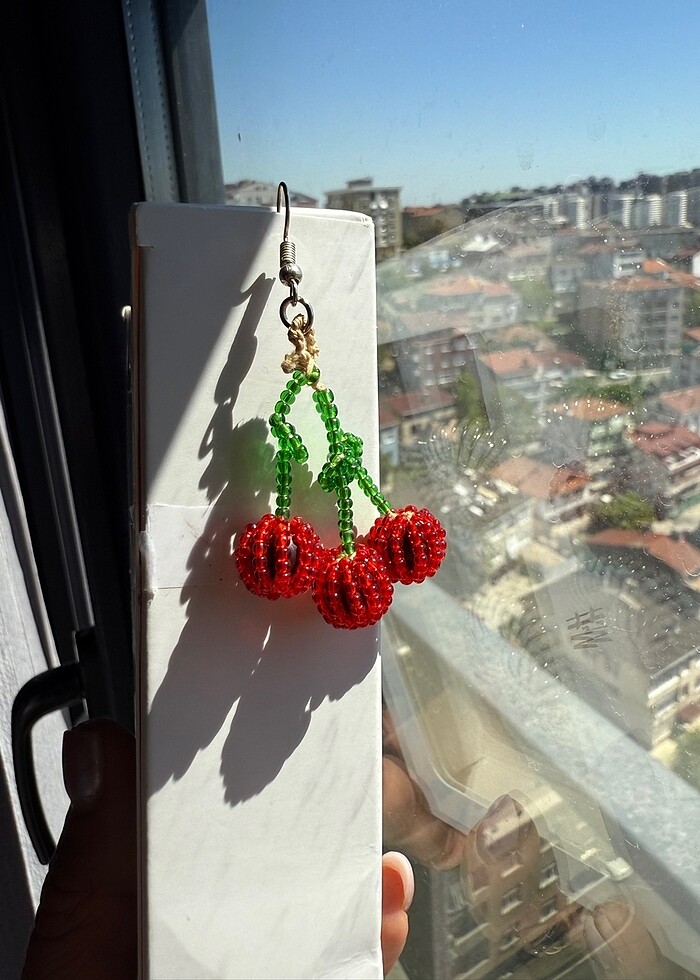 Kiraz örgü boncuk kırmızı yeşil küpe seti - Görsel 3