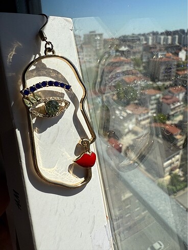 Yüz şeklinde gold küpe çifti - Görsel 5