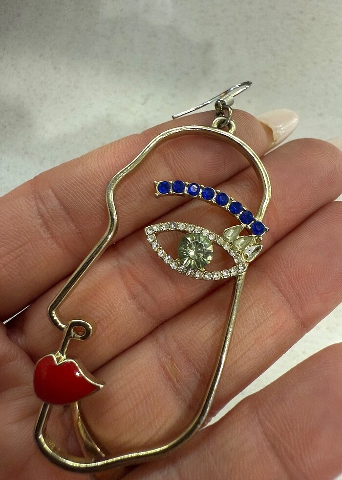 Yüz şeklinde  gold küpe çifti - Görsel 2