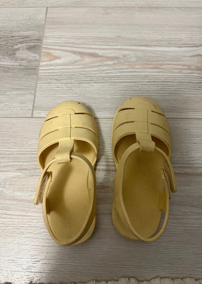 Zara 24 numara yumuşak sandalet unısex - Görsel 2