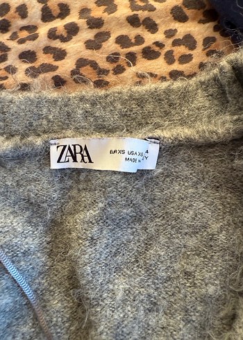 Nakışlı Gri kısa Kollu Örgü Hırka - Görsel 4