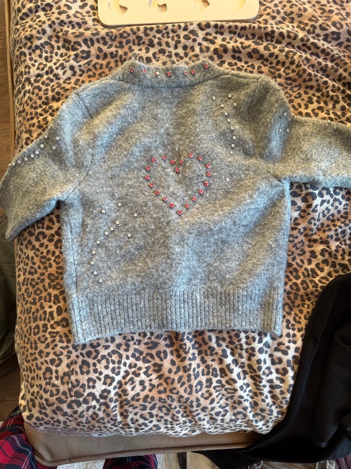 Nakışlı Gri kısa Kollu Örgü Hırka - Görsel 2