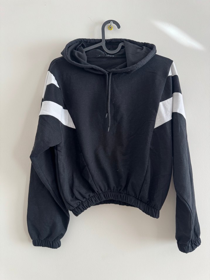 Siyah Çizgili Kapüşonlu Kadın Sweatshirt - Görsel 2