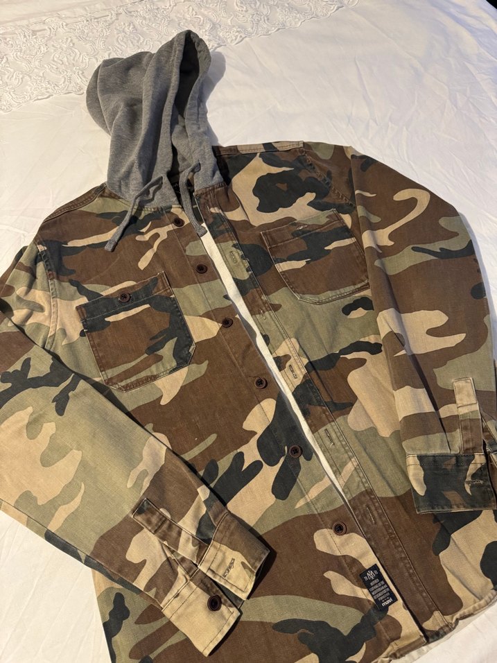 Kamuflaj Kapüşonlu Erkek Ceket - Görsel 2