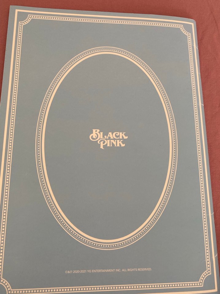 Jennie seasons greetings albüm 2021 - Görsel 2