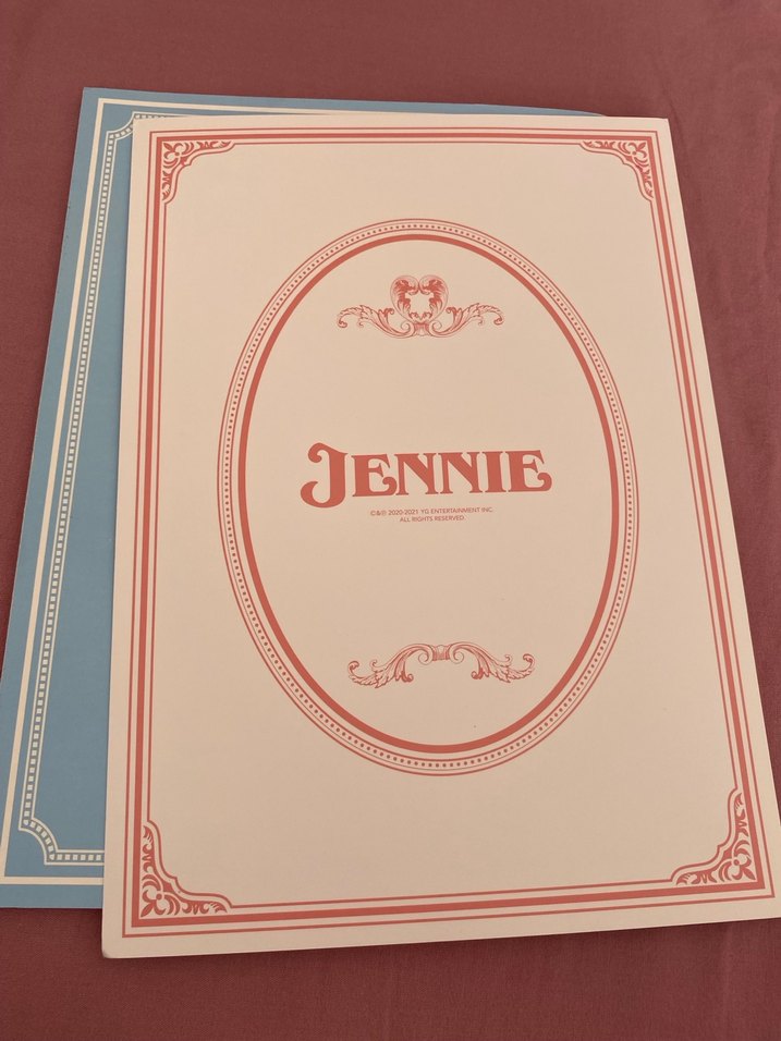 Jennie seasons greetings albüm 2021 - Görsel 5