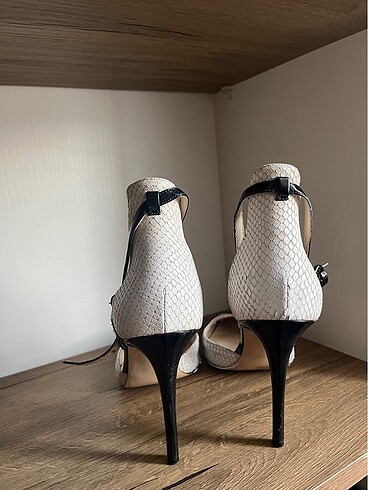 39 Beden beyaz Renk Nine west beyaz topuklu ayakkabı