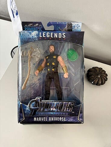 Thor legends marvel figür