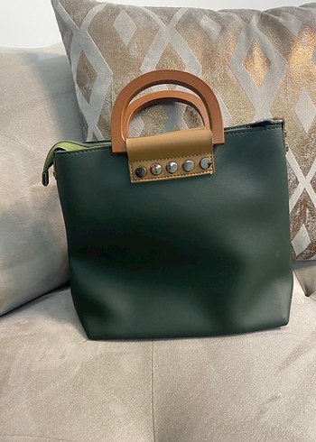 Yeşil Deri Tokalı Punk Tarz Çanta - Görsel 2