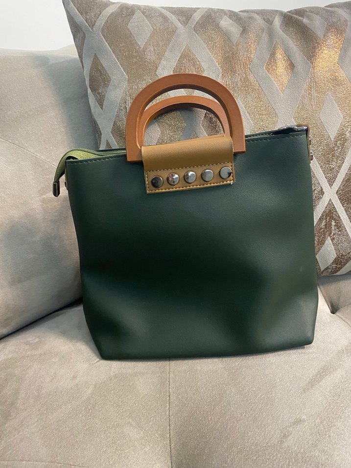 Yeşil Deri Tokalı Punk Tarz Çanta - Görsel 2