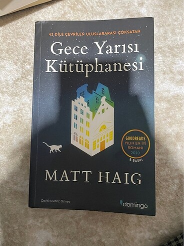 Gece yarısı kütüphanesi