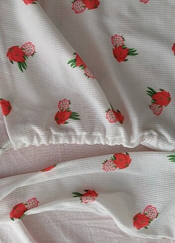 Crop tişört 
