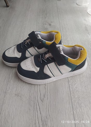 Erkek Çocuk Spor Ayakkabı 32 no - Görsel 2