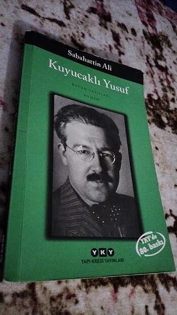 Sabahattin Ali Kuyucaklı Yusuf kitabı 