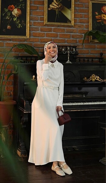 Merve Dağlı krep Elbise kırık beyaz 36 beden