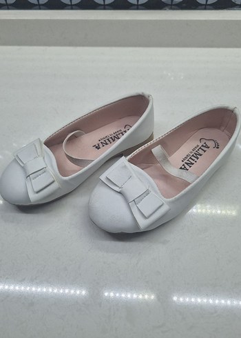 Beyaz Fiyonk Detaylı Kız Çocuk Babet - Görsel 4