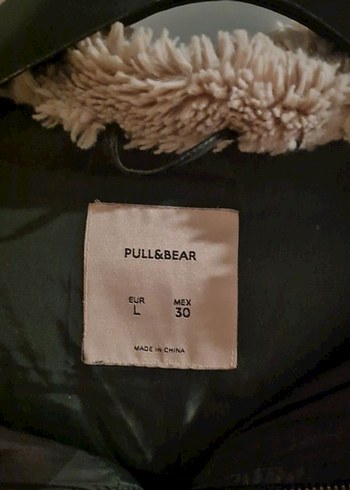l Beden Pull and bear Kürk Detaylı Kamuflaj Kadın Kış Montu