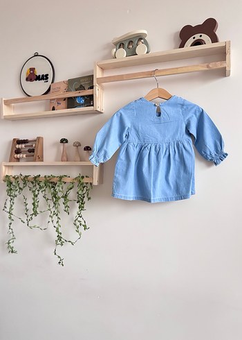 Nakışlı Fırfırlı Uzun Kollu Kız Elbisesi - Görsel 3