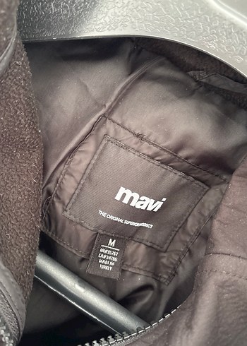 Siyah Kapüşonlu Fermuarlı Kışlık erkek Mont - Görsel 6