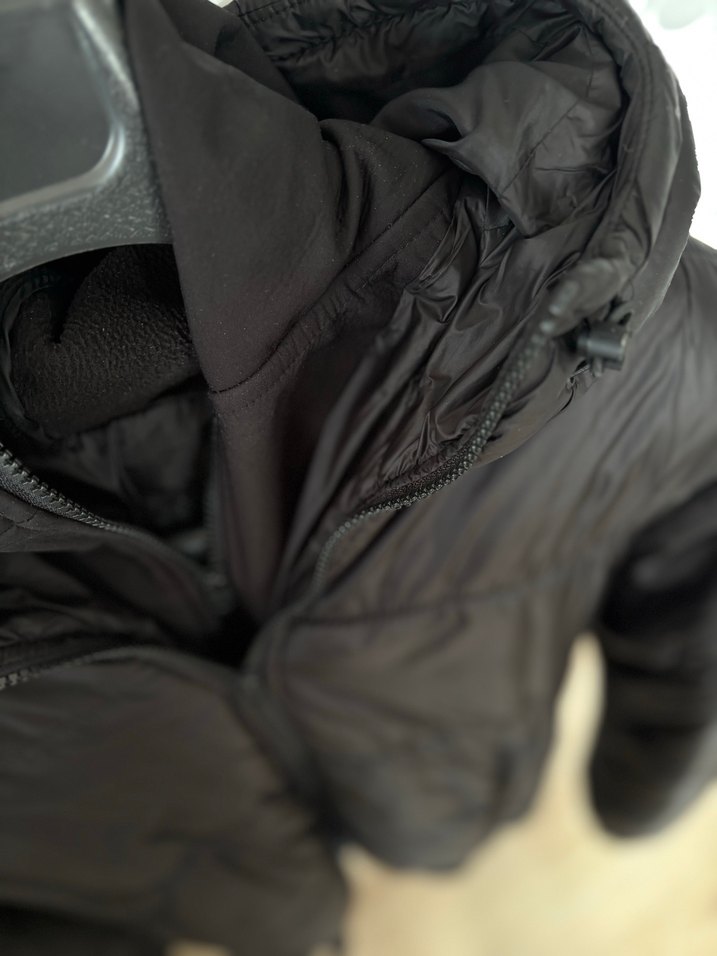 Siyah Kapüşonlu Fermuarlı Kışlık erkek Mont - Görsel 3