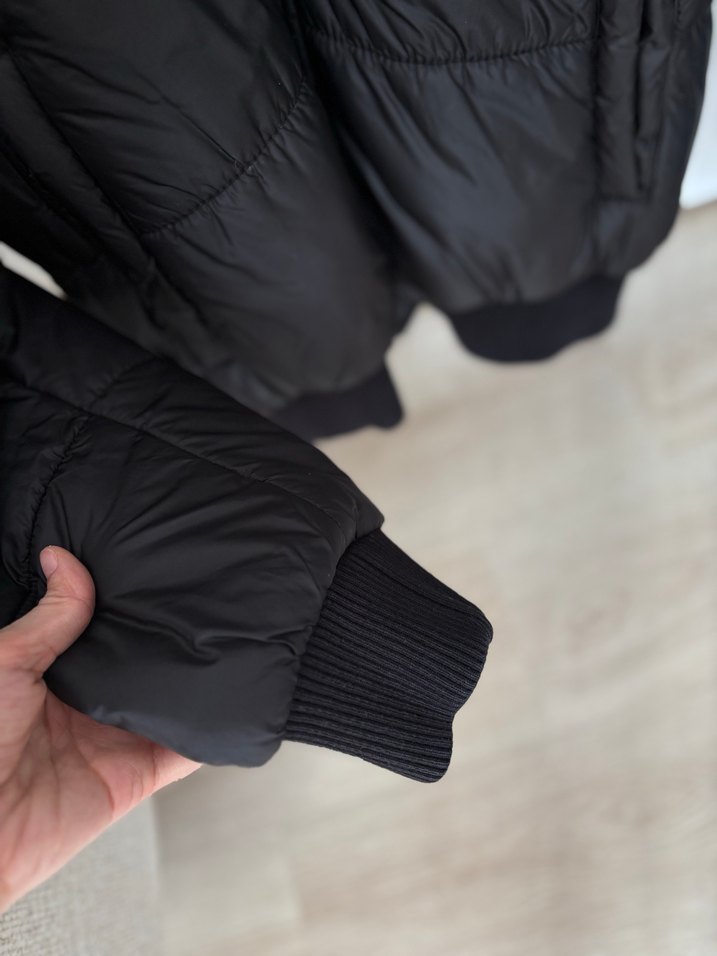 Siyah Kapüşonlu Fermuarlı Kışlık erkek Mont - Görsel 4