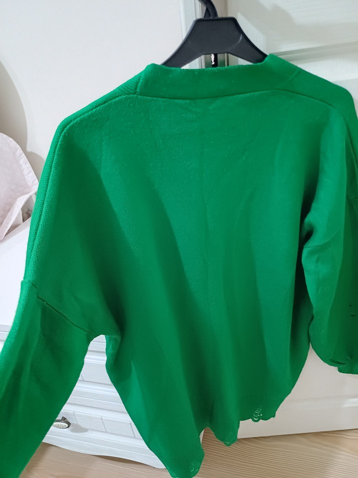 Düğmeli Yeşil Kadın Triko Hırka - Görsel 2